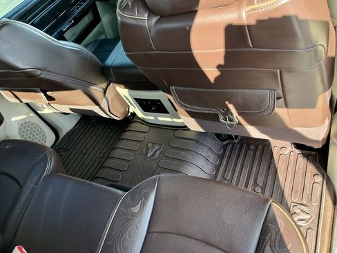 Used 2016 RAM 1500 Laramie Longhorn image 26