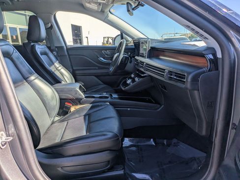 Used 2022 Lincoln Corsair Reserve image 31