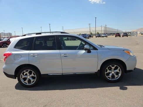 Used 2016 Subaru Forester 2.5i Touring w/ Eyesight & Navigation System AWD/4WD image 2