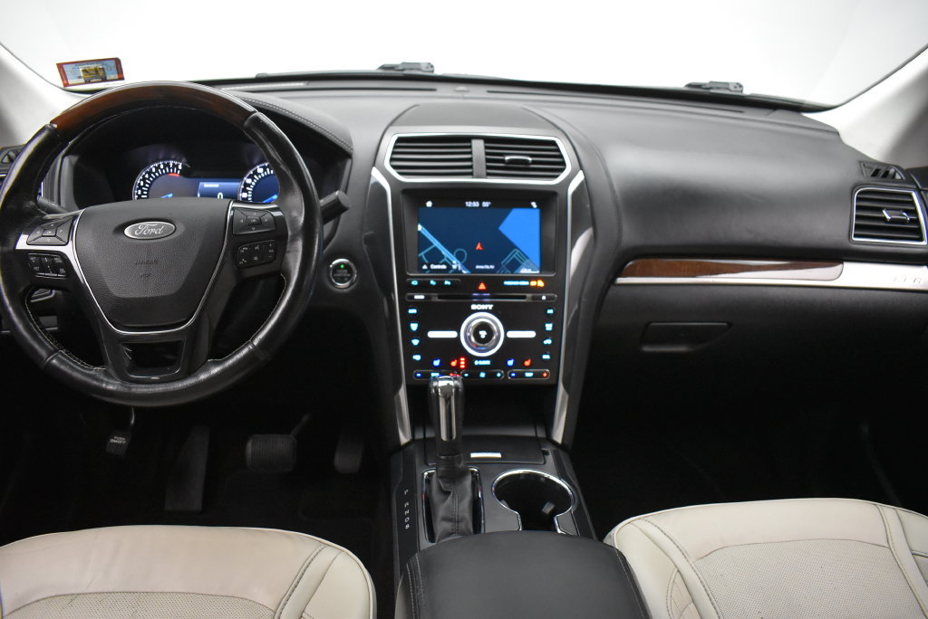 Used 2017 Ford Explorer Platinum AWD/4WD image 25