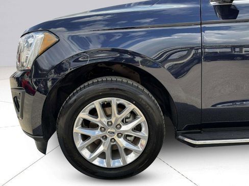 Used 2021 Ford Expedition XLT image 58