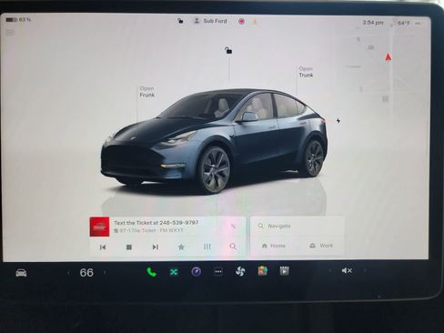 Used 2025 Tesla Model Y Long Range AWD/4WD image 22