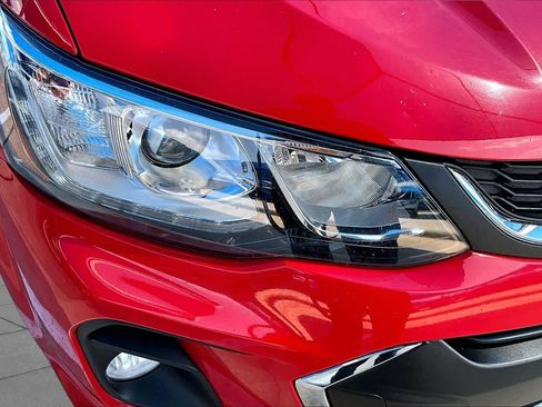 Used 2017 Chevrolet Sonic LT FWD image 28