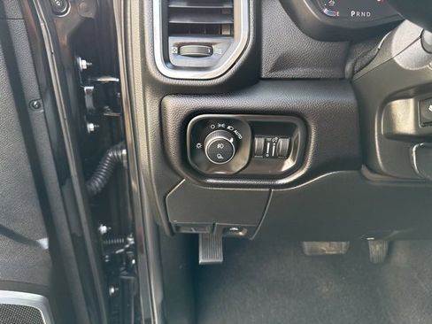 Used 2024 RAM 2500 Laramie w/ Safety Group image 17