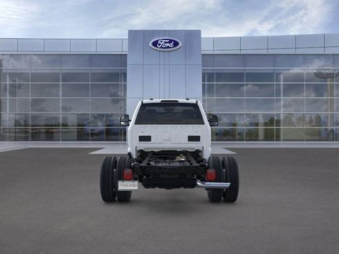 New 2026 Ford F550 4x4 Regular Cab Super Duty image 5