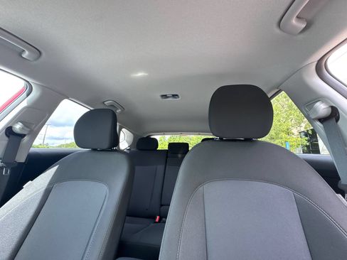 Used 2025 Hyundai Kona SEL FWD image 31