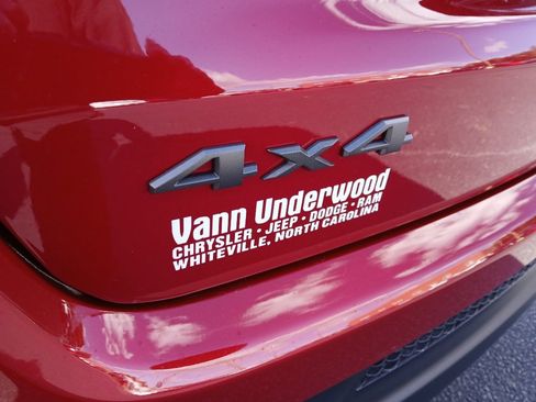 New 2026 Jeep Compass Latitude image 34