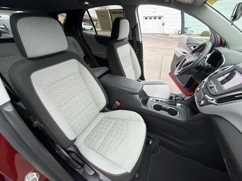 Used 2023 Chevrolet Equinox LT image 26