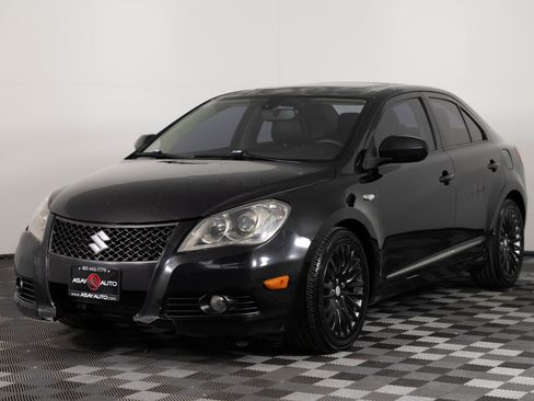 Used 2010 Suzuki Kizashi SLS AWD/4WD image 2