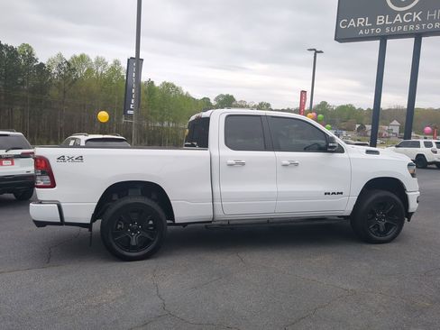 Used 2022 RAM 1500 Big Horn AWD/4WD image 4