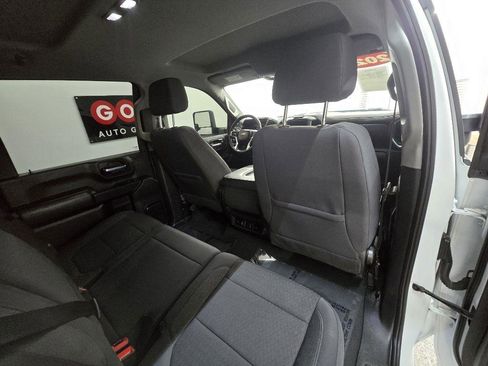 Used 2022 Chevrolet Silverado 2500 LT w/ Convenience Package image 15