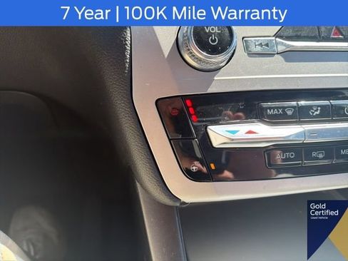 Used 2023 Ford Explorer XLT w/ Equipment Group 202A AWD/4WD image 37