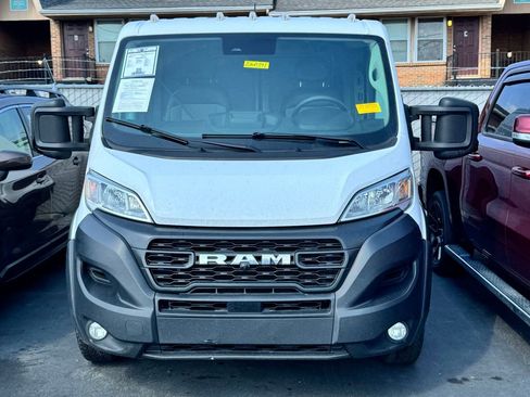 Used 2023 RAM ProMaster 1500 w/ Driver Convenience Group image 3