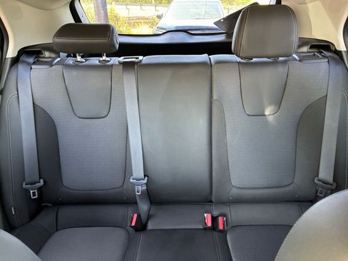 Used 2025 Buick Encore GX Preferred image 37