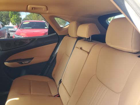 Used 2022 Lexus NX 250 FWD image 13