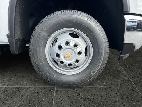 New 2026 Chevrolet Silverado 3500 W/T w/ WT Convenience Package AWD/4WD image 9