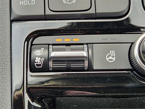 New 2025 Kia K5 EX image 16