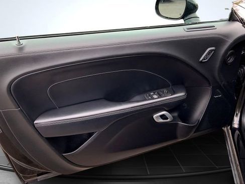 Used 2021 Dodge Challenger R/T Scat Pack w/ Plus Package image 25