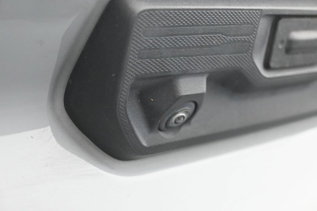 Used 2024 Chevrolet Silverado 1500 LT RWD image 33
