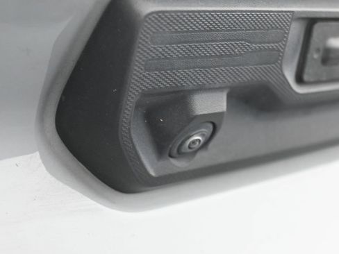 Used 2024 Chevrolet Silverado 1500 LT RWD image 33