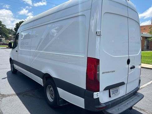 Used 2020 Mercedes-Benz Sprinter 3500 image 5