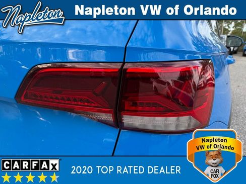 Used 2023 Volkswagen Taos SE w/ Black Wheel Package image 9