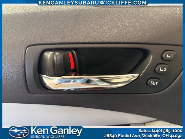 Used 2011 Lexus ES 350 w/ Preferred Accessory Package FWD image 11
