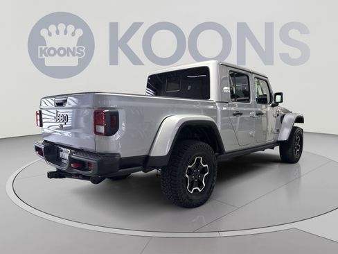 Used 2023 Jeep Gladiator Rubicon w/ Cold Weather Group AWD/4WD image 15