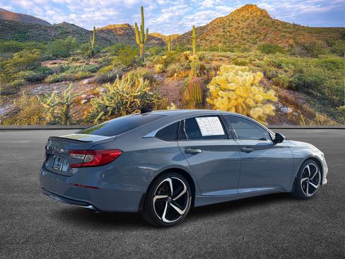 Used 2022 Honda Accord Sport image 4