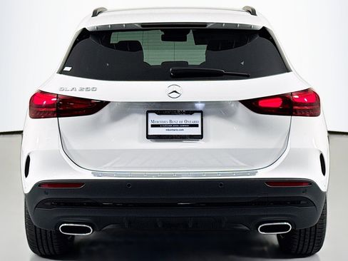 New 2026 Mercedes-Benz GLA 250 image 3