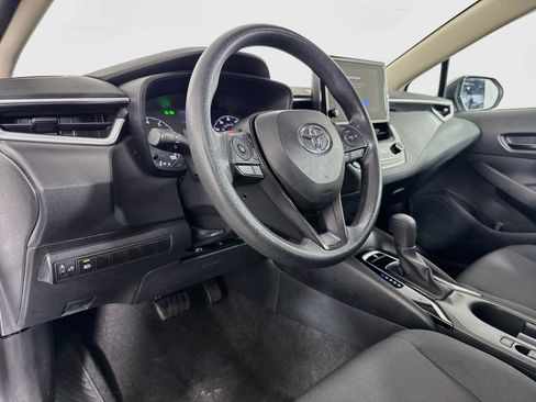 Used 2024 Toyota Corolla LE FWD image 20