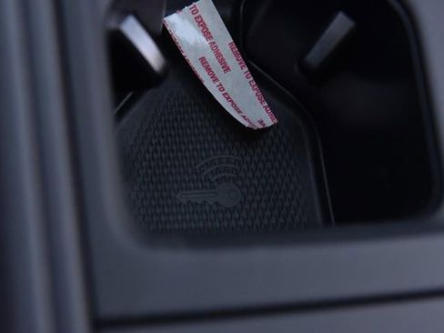 New 2026 Volkswagen Tiguan SE R-Line image 16