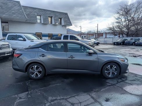 Used 2023 Nissan Sentra SV image 2