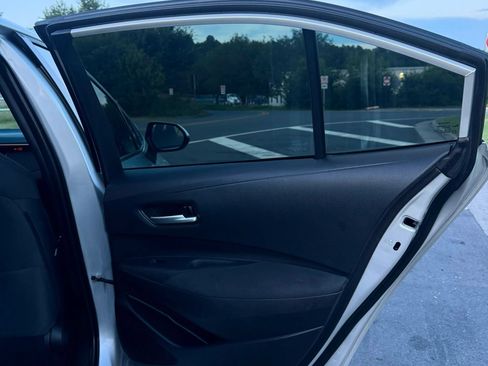 Used 2020 Toyota Corolla LE FWD image 31