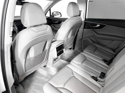 Used 2024 Audi Q7 2.0T Premium Plus image 18