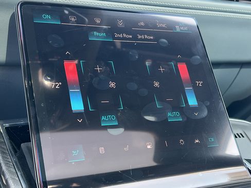 New 2025 Cadillac Escalade IQ Sport 2 w/ LPO, ONYX Package image 30