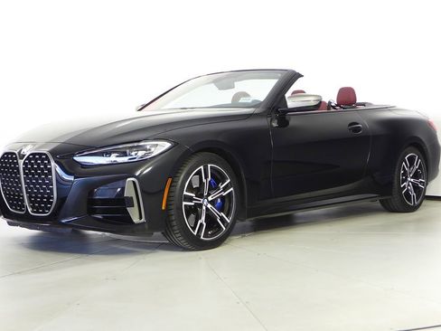 Used 2023 BMW M440i Convertible w/ Premium Package image 2