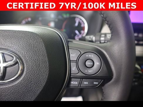 Used 2024 Toyota RAV4 XLE Premium image 23