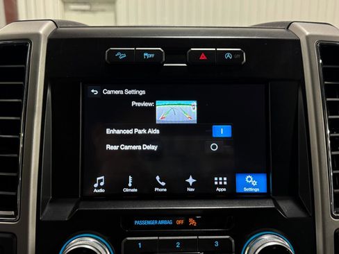 Used 2018 Ford F150 Lariat w/ Equipment Group 502A Luxury AWD/4WD image 32