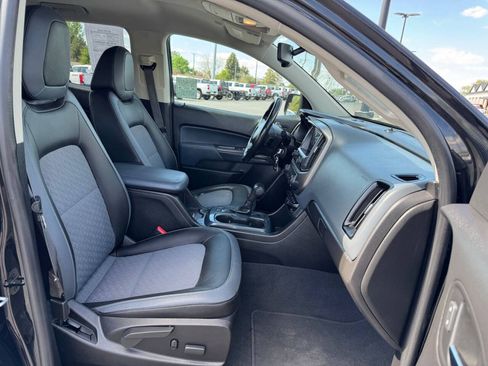 Used 2020 Chevrolet Colorado Z71 AWD/4WD image 29