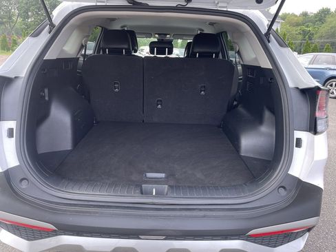 Used 2023 Kia Sportage EX image 11
