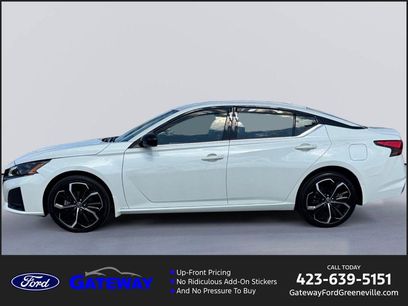 Used 2024 Nissan Altima 2.5 SR