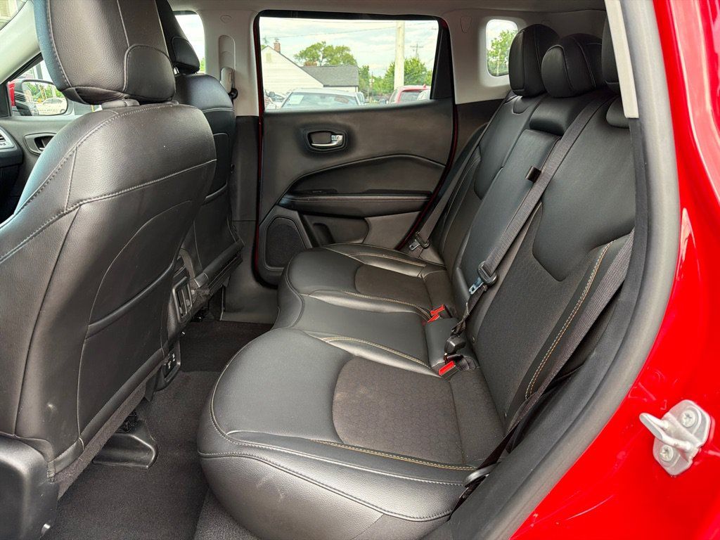 Used 2021 Jeep Compass Latitude w/ Convenience Group AWD/4WD image 22
