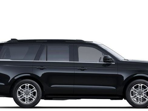 New 2025 Ford Expedition Active image 32