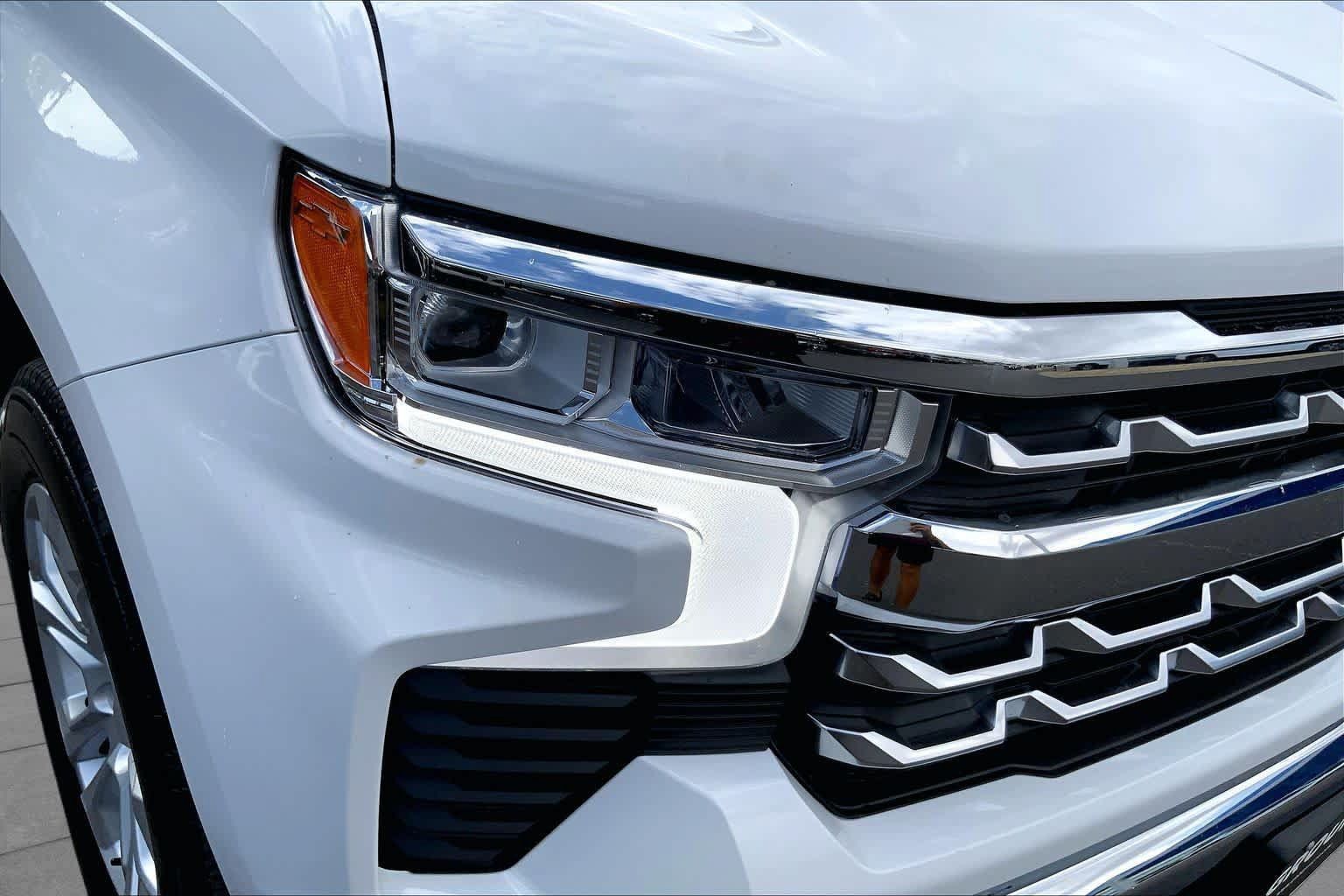 Certified 2026 Chevrolet Silverado 1500 LTZ w/ Technology Package AWD/4WD image 28