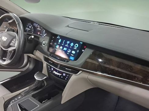 Used 2018 Cadillac CT6 Luxury AWD/4WD image 19