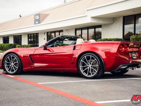 Used 2013 Chevrolet Corvette 427 w/ 1SB Preferred Equipment Group RWD image 47