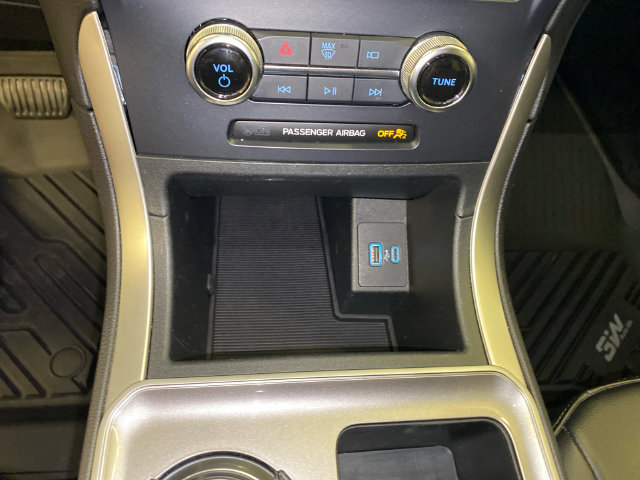 Used 2024 Ford Edge SEL AWD/4WD image 28