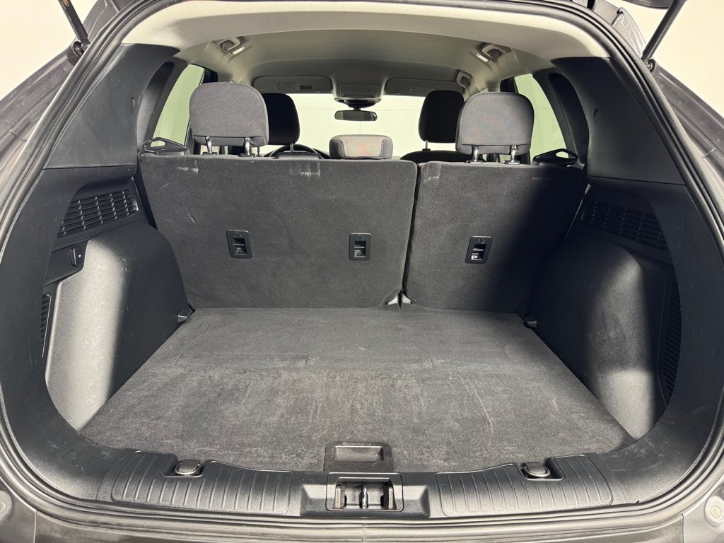 Used 2021 Ford Escape SE FWD image 22