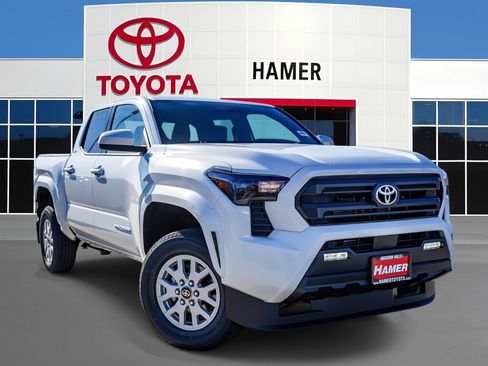 New 2026 Toyota Tacoma SR5 image 1